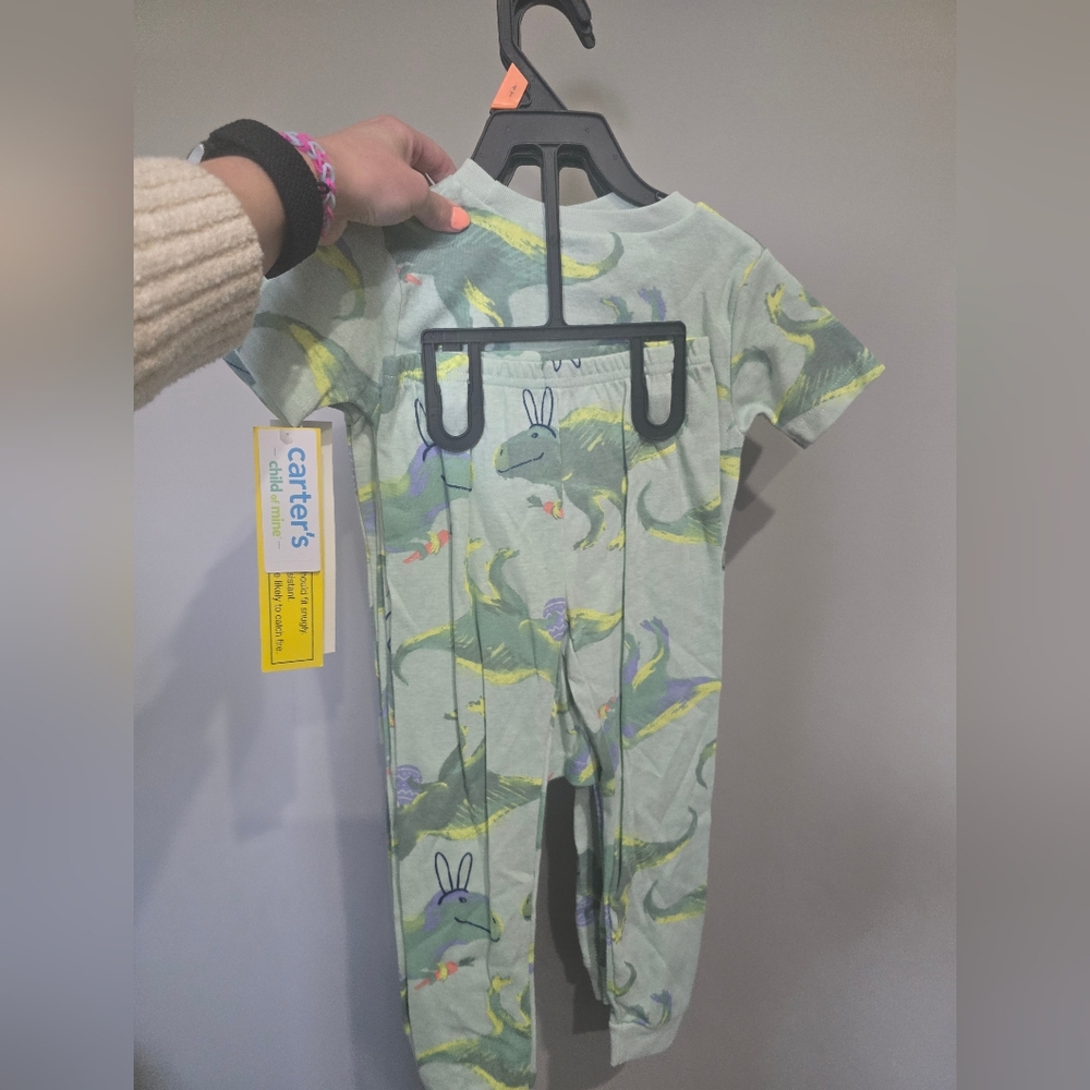 Boys Carters Dinosaur Easter Pajamas New With Tags - Picture 2 of 2